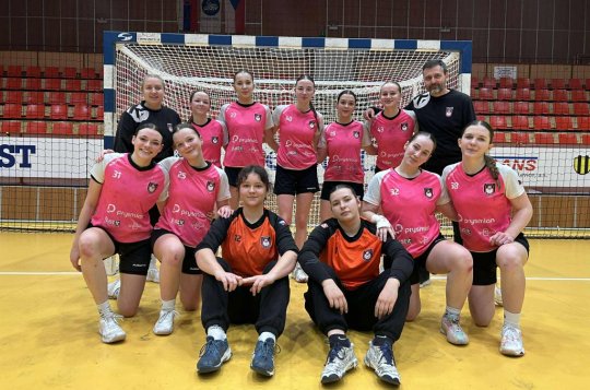 Mladší dorostenky se zúčastnily turnaje v Šaľe