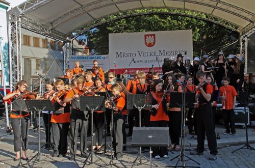 Rezervační systém Velkomeziříčského kulturního léta je spuštěn