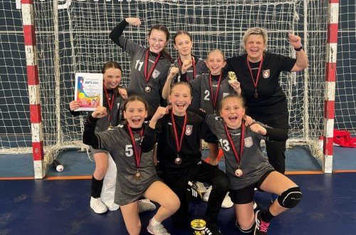Házená: minižákyně třetí na Memoriálu Karla Kaštana 