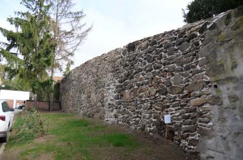 Hradby jsou opraveny