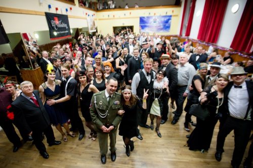 Prvorepublikový ples oslnil a nadchl