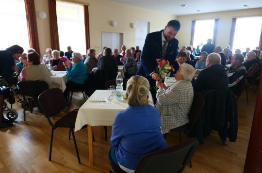 Na setkání seniorů bylo veselo