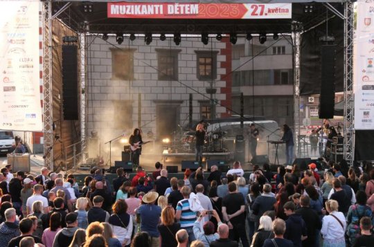 Muzikanti dětem: Letošním tahákem jsou Buty