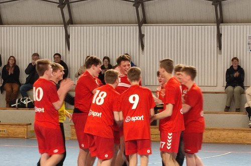 Proběhly dva rozdílné domácí zápasy mladších dorostenců 