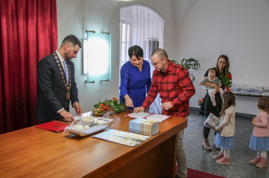 Velké Meziříčí přivítalo nové občánky