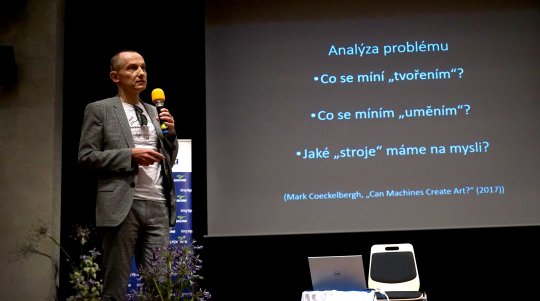 Věda v současném umění, to bylo téma přednášejících