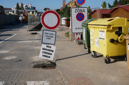 Oslavická je neprůjezdná