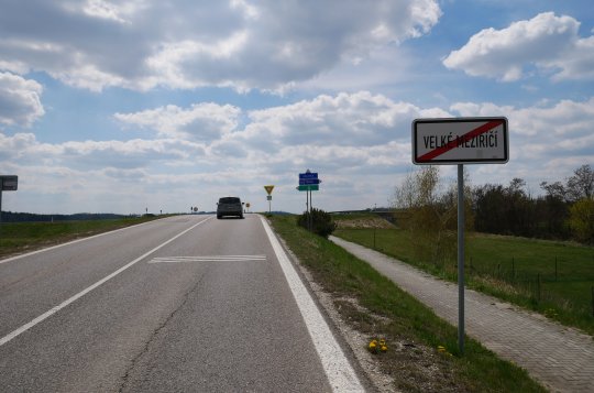 U Oslavice vznikne nová okružní křižovatka