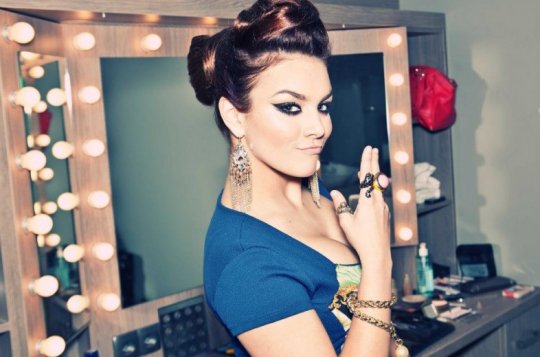 Ewa Farna, Support Lesbiens a Nebe se společně rozjedou po koncertních pódiích