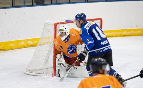 Velkomeziříčští hokejisté v posledním domácím utkání deklasovali hodonínské Drtiče