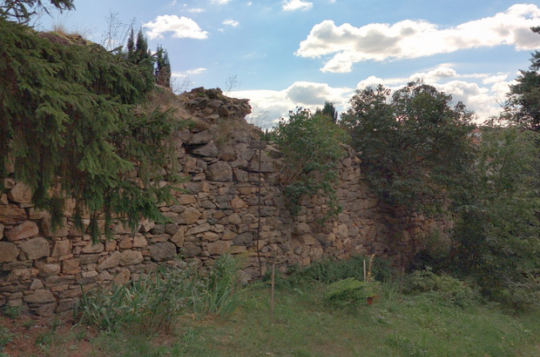 Další kus hradeb na Hornoměstské se dočká opravy