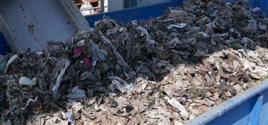 Vlhčené ubrousky ucpávají trubky. Problém dělají i čistírně