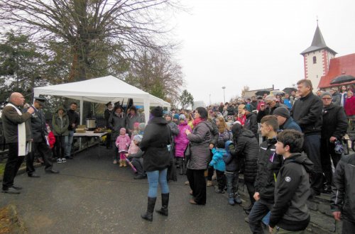 Sto let republiky lidé slavili i v Mostištích
