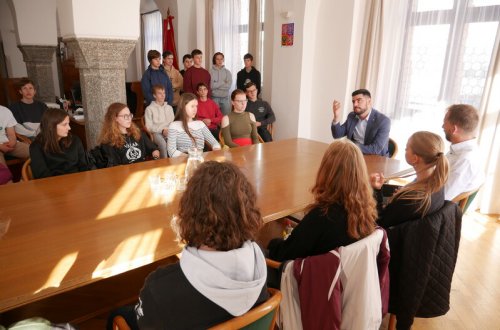 Gymnazisté navštívili starostu