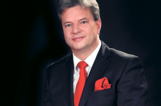 Pojďme se společně dívat dopředu s nadějí