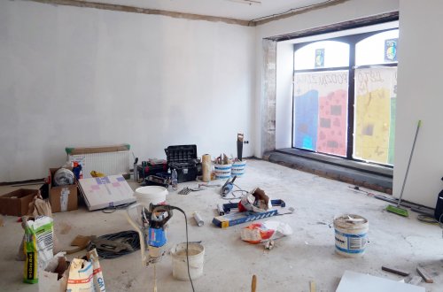 Dóza finišuje s opravami. Interiér nových prostor ohromí