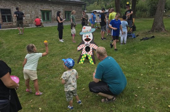 Na mlýně v Balinách vítal děti vodník