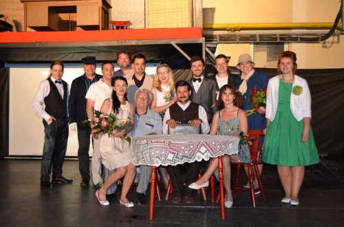 Oskarovi tleskali diváci ve stoje