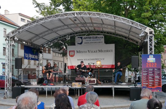 Víkend byl ve znamení rocku se skupinami Zahrada a ExPáni