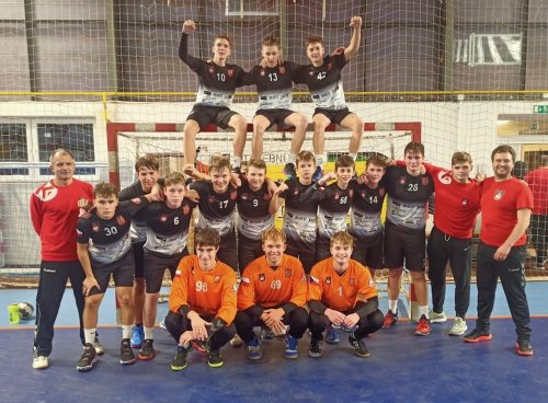 Dorostenci se rozešli smírně s Telnicí 