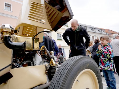 Veterány zaplnily Náměstí