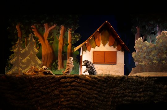 Sezónu loutkových představení zakončilo promítání filmu s následnou diskuzí