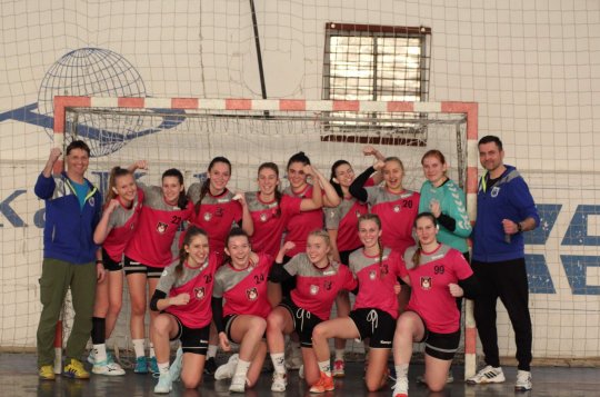Starší dorostenky konečně zvítězily