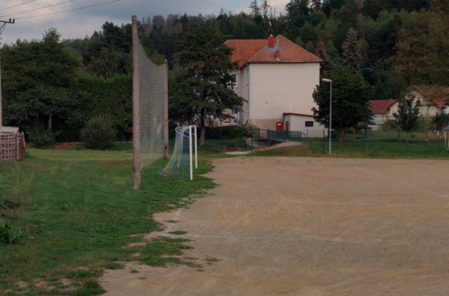 V Mostištích se budou zpevňovat plochy