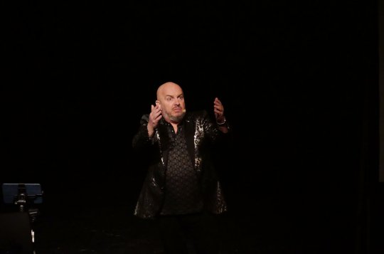 Zdeněk Izer rozesmál celý sál