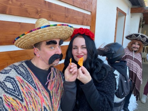 Také Balinami prošly maškary