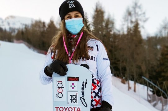 Sáru Strnadovou porazila v Colere jen olympijská vítězka