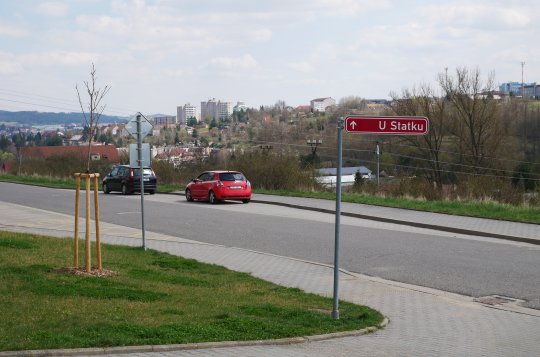 Na Hliništích se omezí rychlost a průjezd nákladních automobilů
