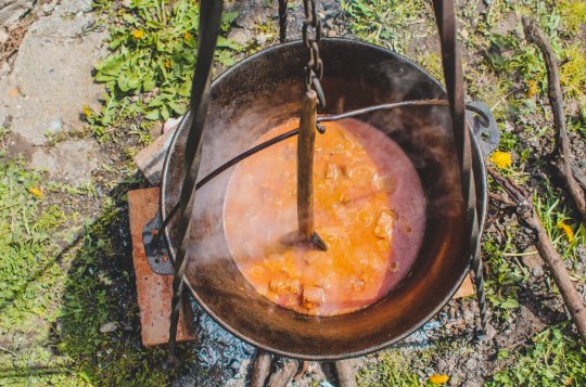 V Uhřínově se uskuteční II. ročník soutěže družstev ve vaření kotlíkových gulášů