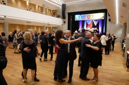 Město odkládá ples