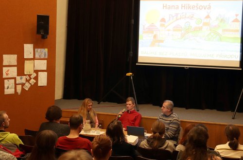 Nejlepší je vzniku odpadů předcházet, vyplynulo z debaty