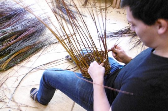 Ekocentrum Chaloupky pořádá kurz pletení košíků