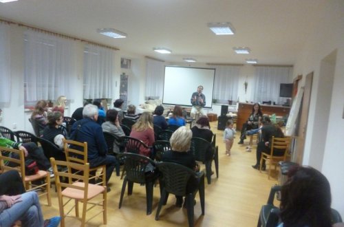 V Nese promítali fim Zachraňte Edwardse