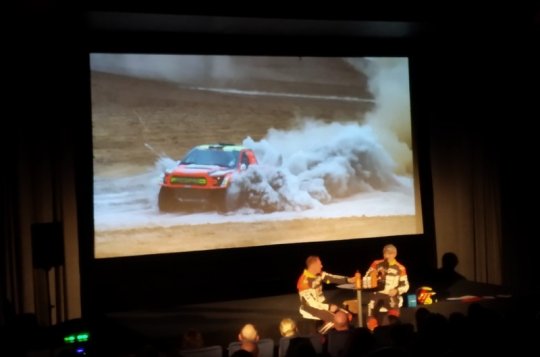 Závodníci Dakaru se podělili o zážitky z nejnebezpečnější rallye světa