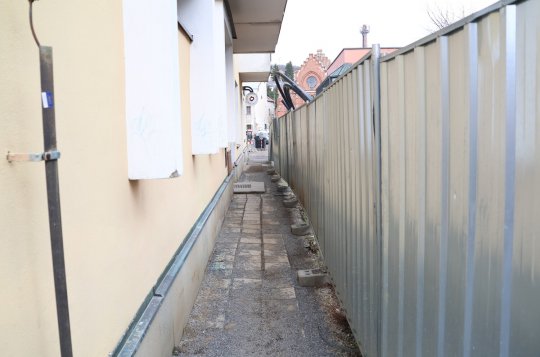 Od zítřka neprojdete kolem Kovomatu