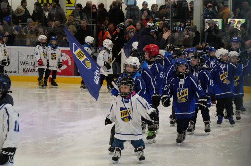 Hokejisté oslavili stodvacáté narozeniny