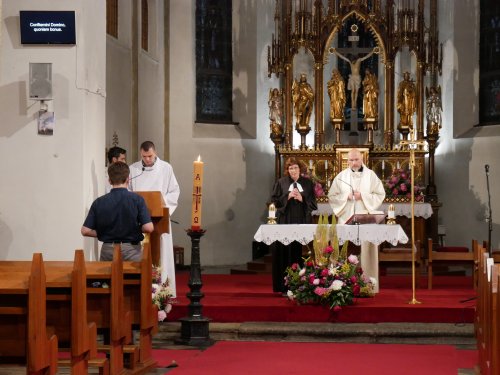 Kostely se otevřely a nabídly několik modliteb a koncertů