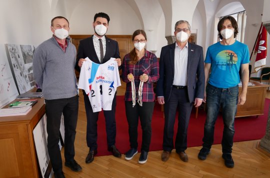 Sára Strnadová navštívila radnici 