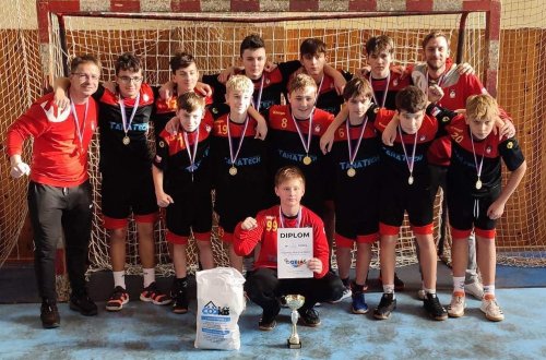 Máme za sebou vítězný házenkářský turnaj v Rožnově