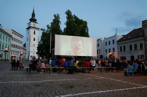Kinematograf vybral více než deset tisíc korun