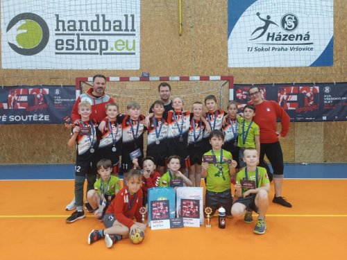 Naši nejmenší házenkáři byli na sokolských přeborech stříbrní