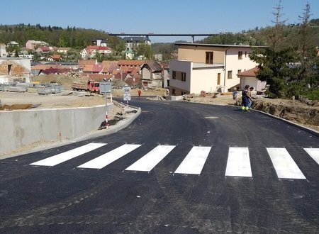 Ulice Třebíčská je opět průjezdná