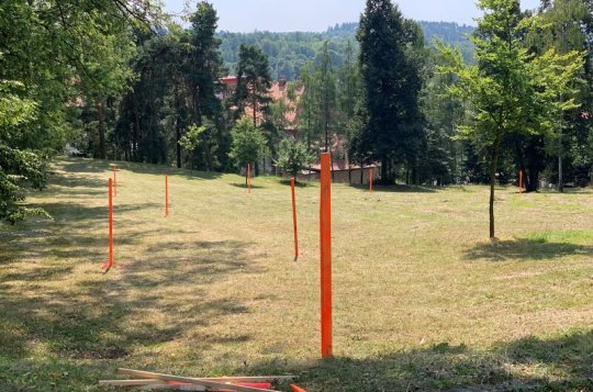 Nová hala je vytyčena 