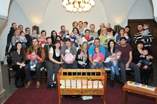 Na radnici přivítali nové občánky narozené na podzim 