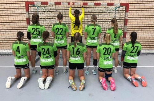 Starší dorostenky zakončily podzimní část vítězně