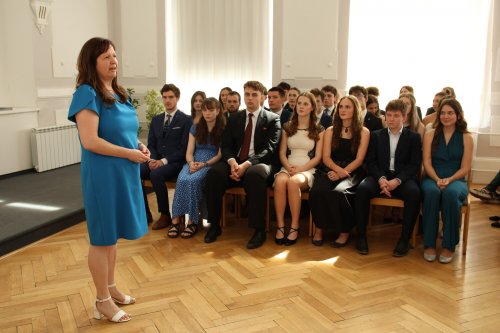 Gaudeamus igitur, další maturanti míří do světa